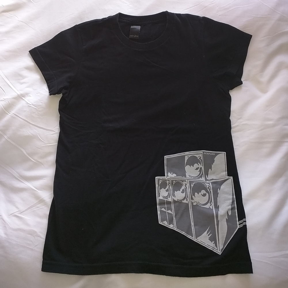 Acrylick womens tee